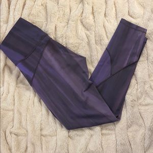 Lululemon In-Movement Tights. Size 6.